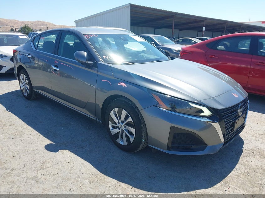 2023 Nissan Altima