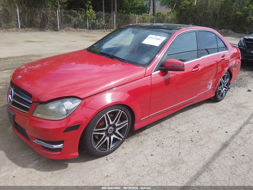 2013 MERCEDES-BENZ C 300 auction photo 2