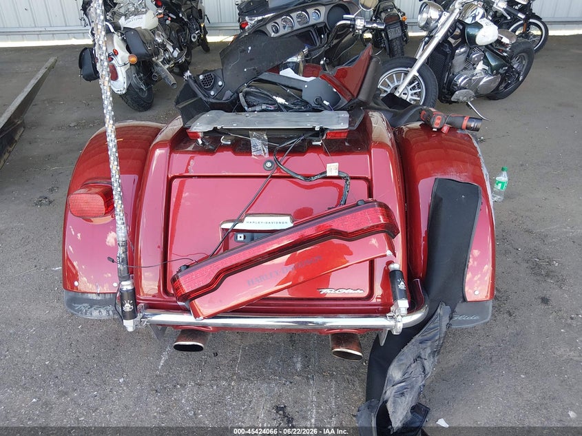 2019 Harley-Davidson Flhtcutg VIN: 1HD1MAF12KB857246 Lot: 45424066