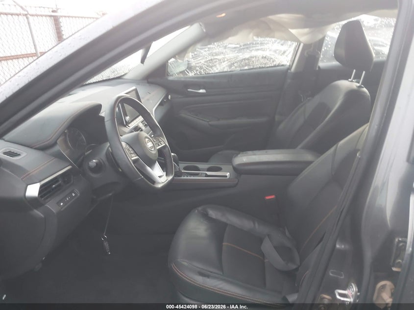 2022 NISSAN ALTIMA auction photo 5