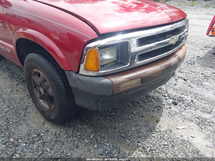 1997 Chevrolet Blazer Ls VIN: 1GNCT18W6VK116681 Lot: 45424132