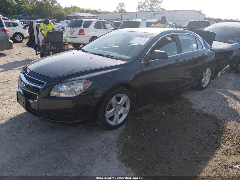 2012 Chevrolet Malibu, Удар сзади, IAAI, VIN 1G1ZB5E08CF222271 — фото 2