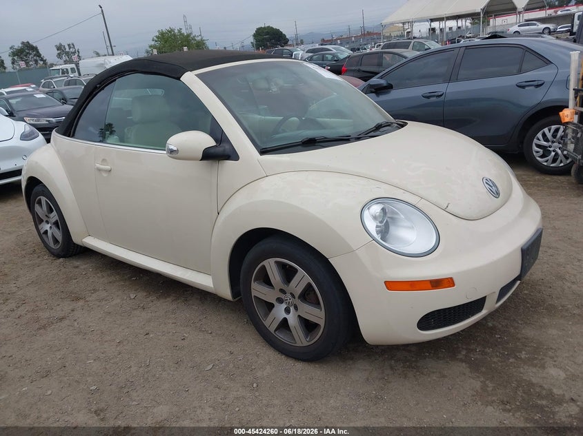 2006 Volkswagen New Beetle 2.5