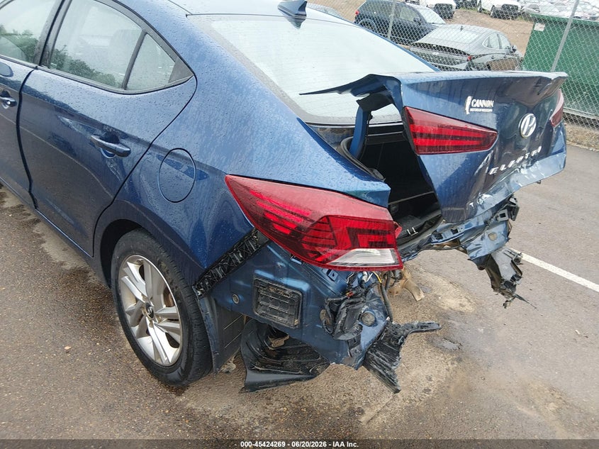 2020 HYUNDAI ELANTRA auction photo 6