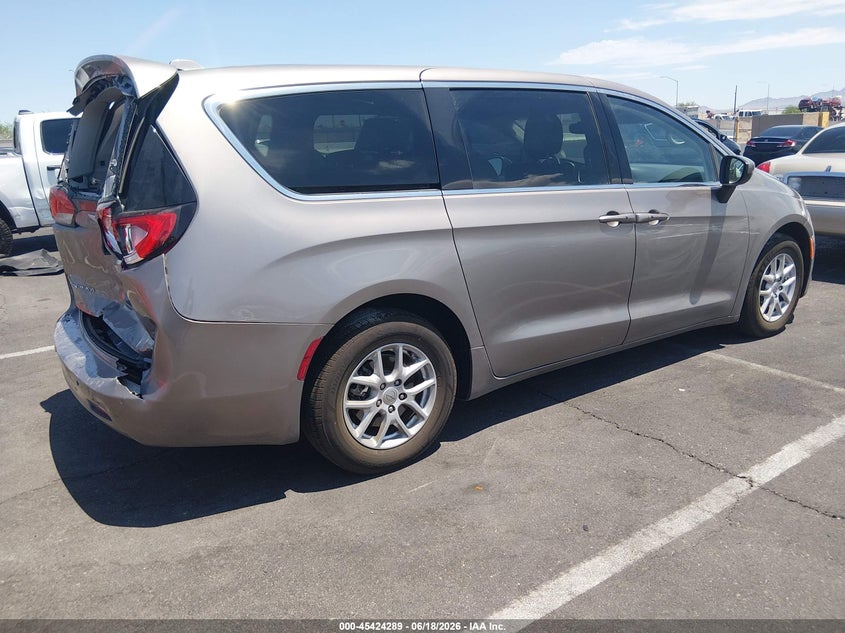 Vin: 2c4rc1dg4hr623294, lot: 45922344, chrysler pacifica touring 20174