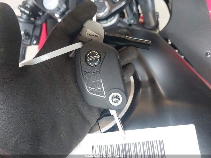 2025 Kawasaki Ex500 A/B VIN: ML5EXGJ10SDA69538 Lot: 45424313