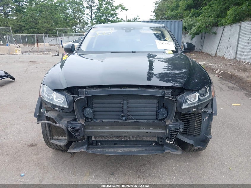 2020 Jaguar F-Pace Prestige P300 Awd Automatic VIN: SADCK2GX4LA640656 Lot: 45424329