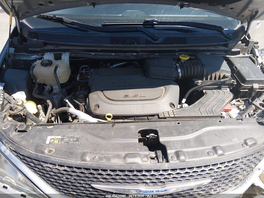 CHRYSLER PACIFICA - zdjęcie 9