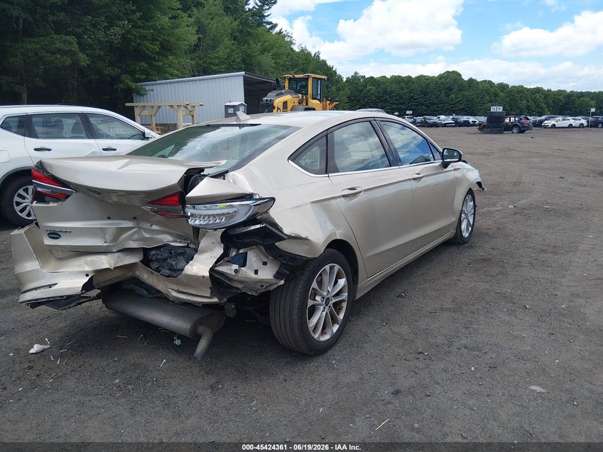 2019 FORD FUSION HYBRID auction photo 4