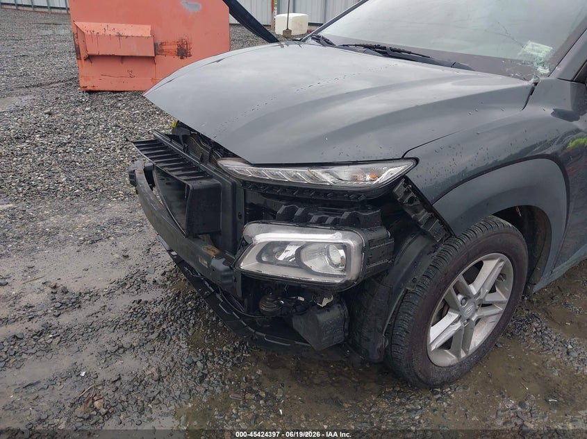 2018 Hyundai Kona Se VIN: KM8K12AA1JU123563 Lot: 45424397