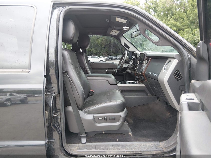 2014 FORD F-250 auction photo 5