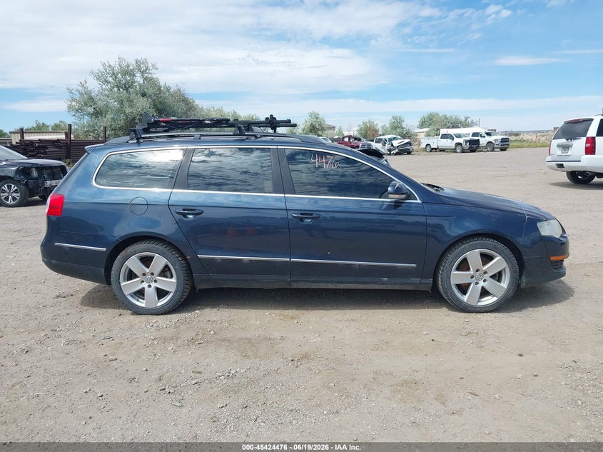 2008 Volkswagen Passat Komfort VIN: WVWLK73C28E063444 Lot: 45424476