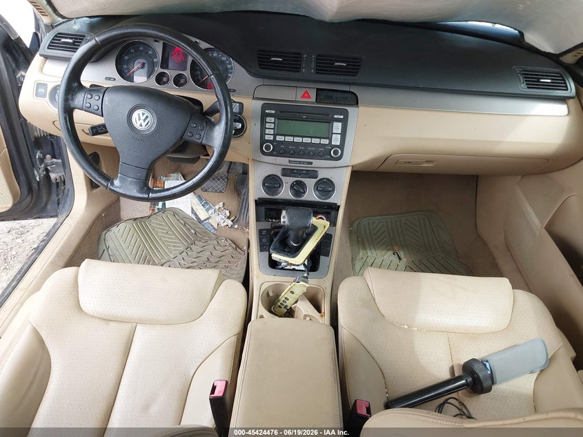 2008 Volkswagen Passat Komfort VIN: WVWLK73C28E063444 Lot: 45424476