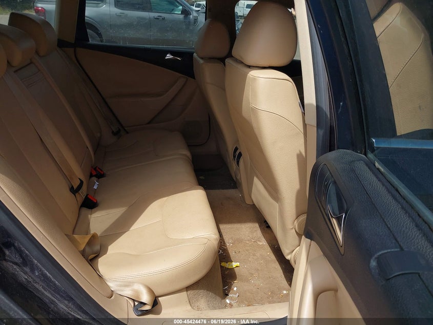 2008 Volkswagen Passat Komfort VIN: WVWLK73C28E063444 Lot: 45424476