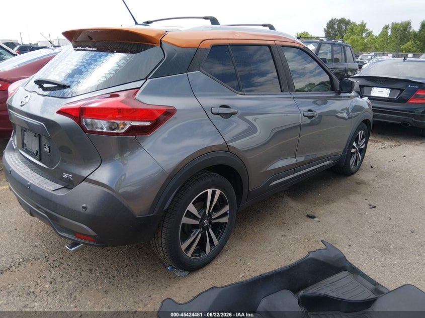 2020 NISSAN KICKS auction photo 4