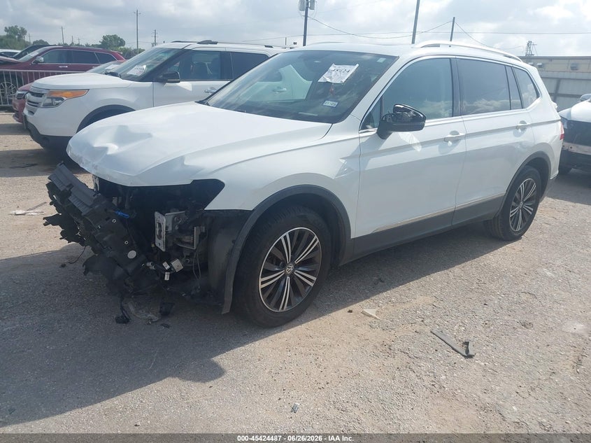 2018 Volkswagen Tiguan 2.0T Se/2.0T Sel, Удар спереди, IAAI, VIN 3VV3B7AX4JM015581 — фото 2