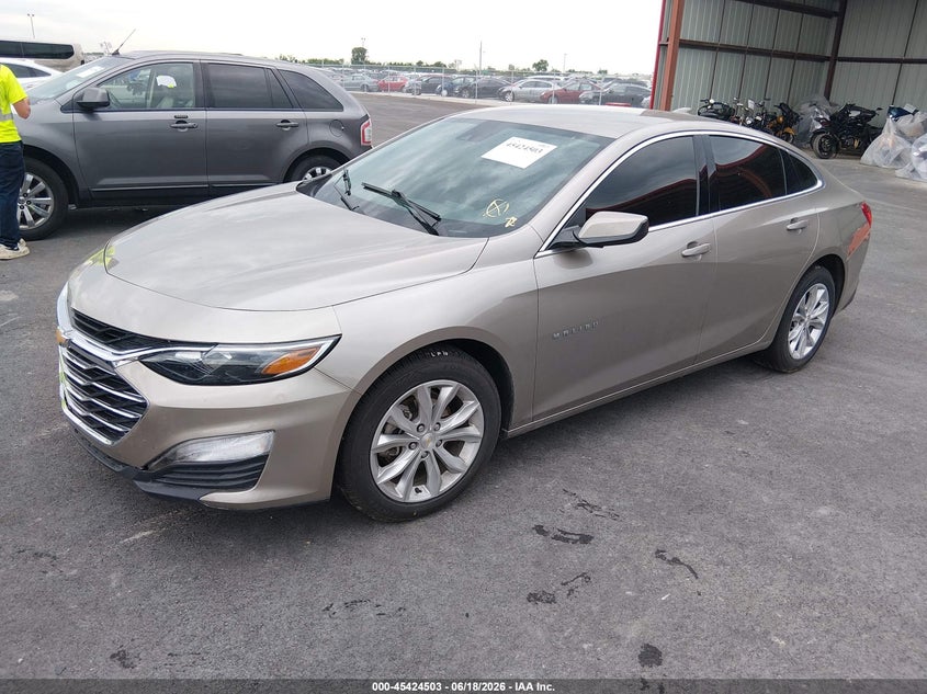2024 Chevrolet Malibu, Right Front, IAAI, VIN 1G1ZD5ST2RF205970 — photo 2