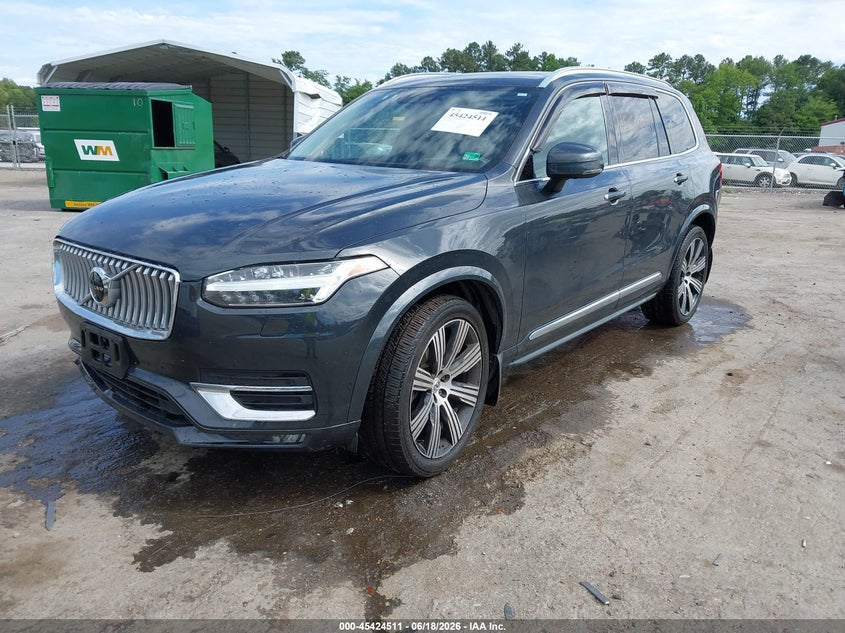 2022 VOLVO XC90 auction photo 2