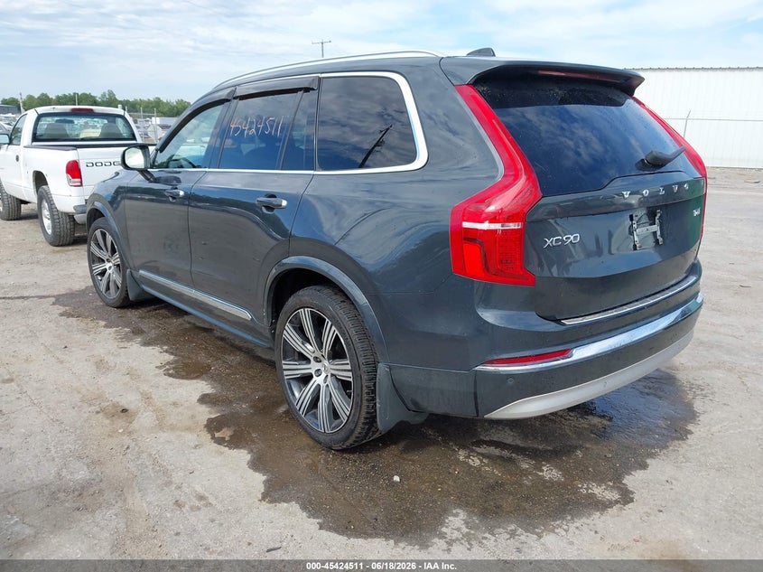 2022 VOLVO XC90 auction photo 3