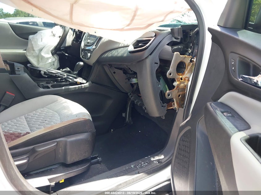 2020 CHEVROLET EQUINOX auction photo 5