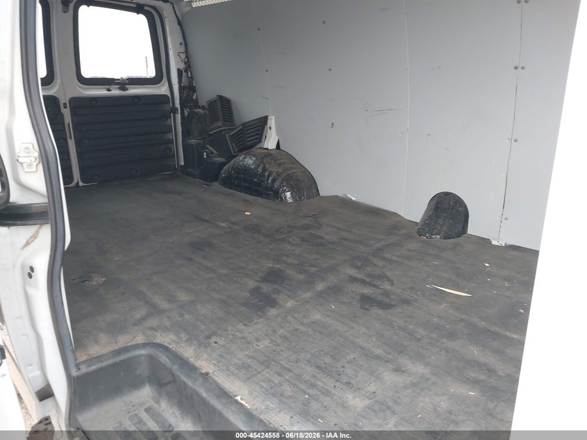 2019 CHEVROLET EXPRESS 2500 auction photo 8