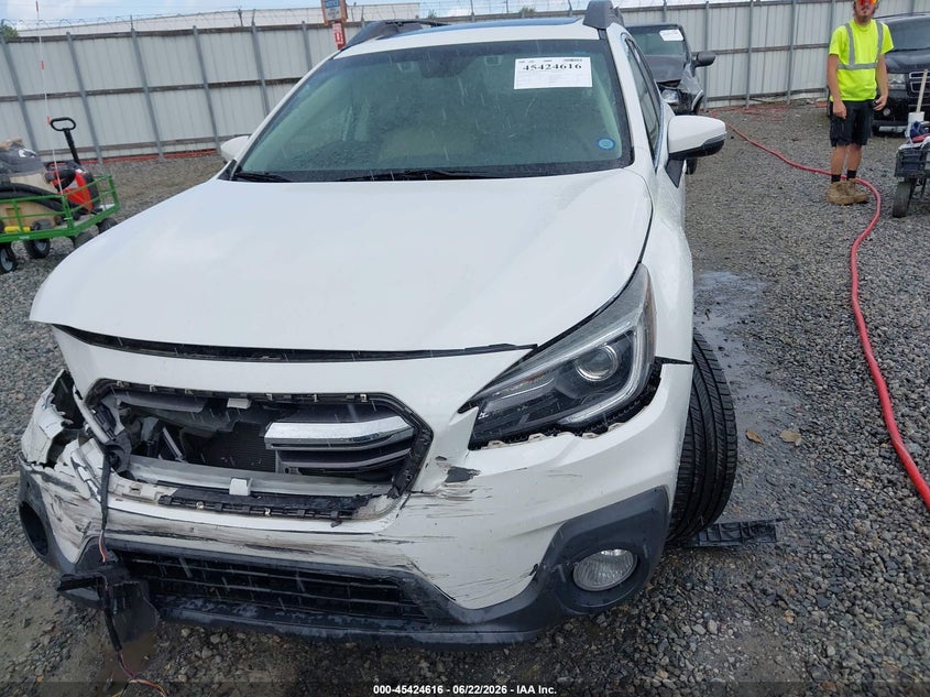2018 SUBARU OUTBACK auction photo 6