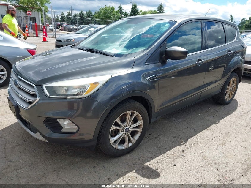 2017 Ford Escape Se 1FMCU9GD1HUB45675 photo 1