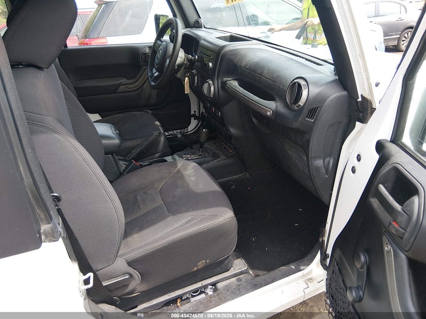 2013 JEEP WRANGLER auction photo 5