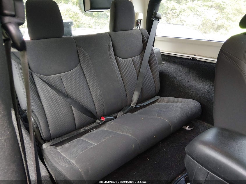 2013 JEEP WRANGLER auction photo 8