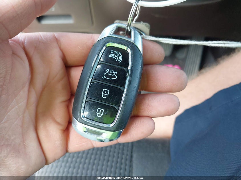 VIN 5NMS3CAD3KH063776 2019 HYUNDAI SANTA FE SEL PLUS