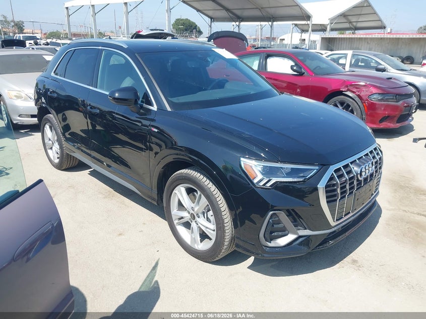 Vin: wa1eecf3xr1203182, lot: 45922770, audi q3 premium plus 45 tfsi s line quattro tiptronic 2024 img_1