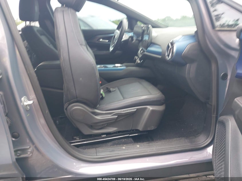 2025 CHEVROLET EQUINOX EV auction photo 5