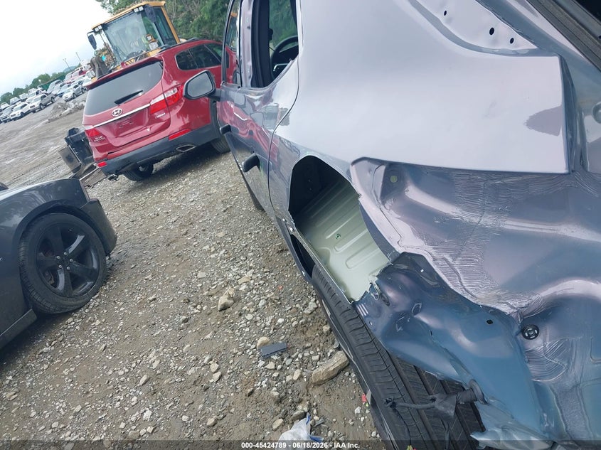 2025 CHEVROLET EQUINOX EV auction photo 6