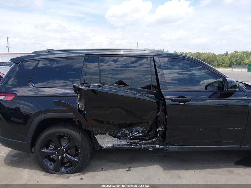 2024 JEEP GRAND CHEROKEE L auction photo 6