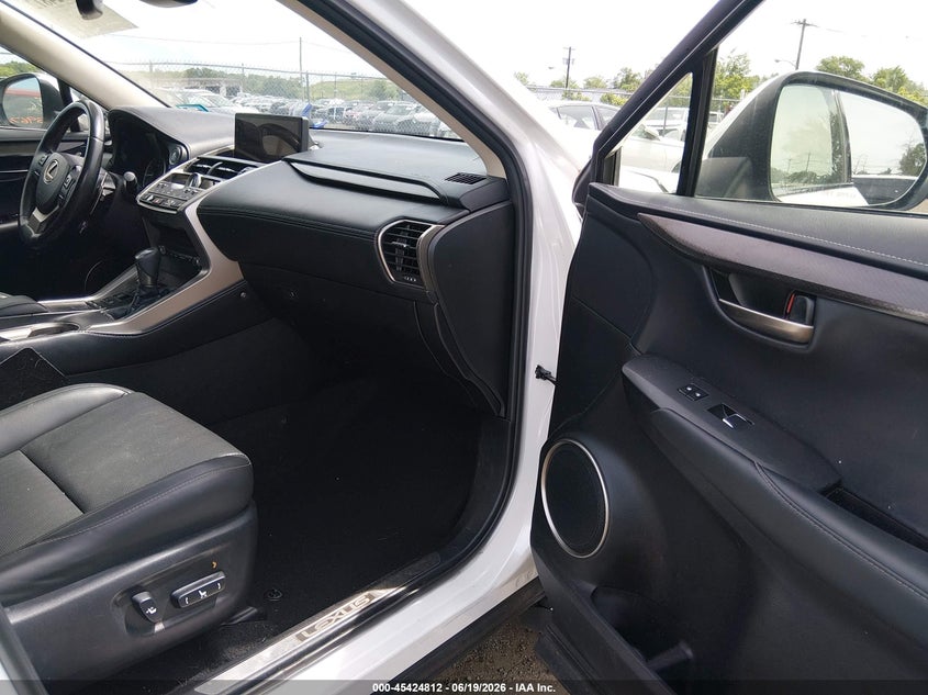 2019 LEXUS NX 300 auction photo 5