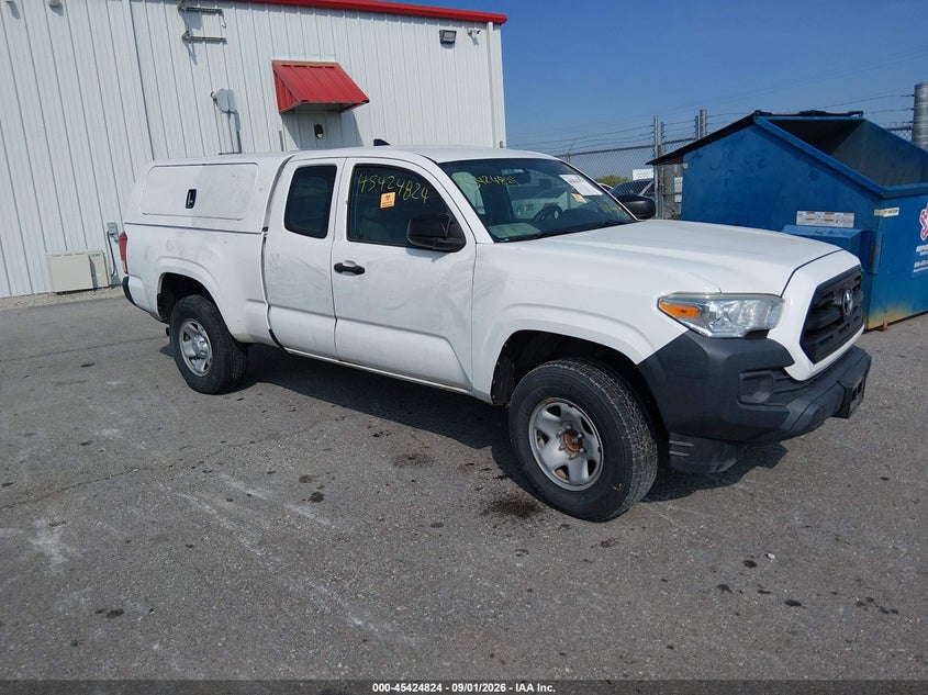 2017 TOYOTA TACOMA auction photo 1