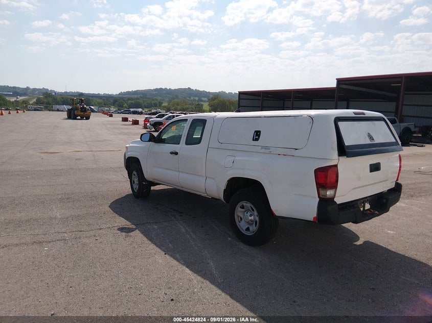 2017 TOYOTA TACOMA auction photo 3