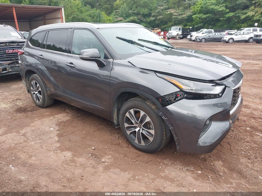 Vin: 5tdgarah6ns514671, lot: 45922890, toyota highlander hybrid xle 2022 img_1