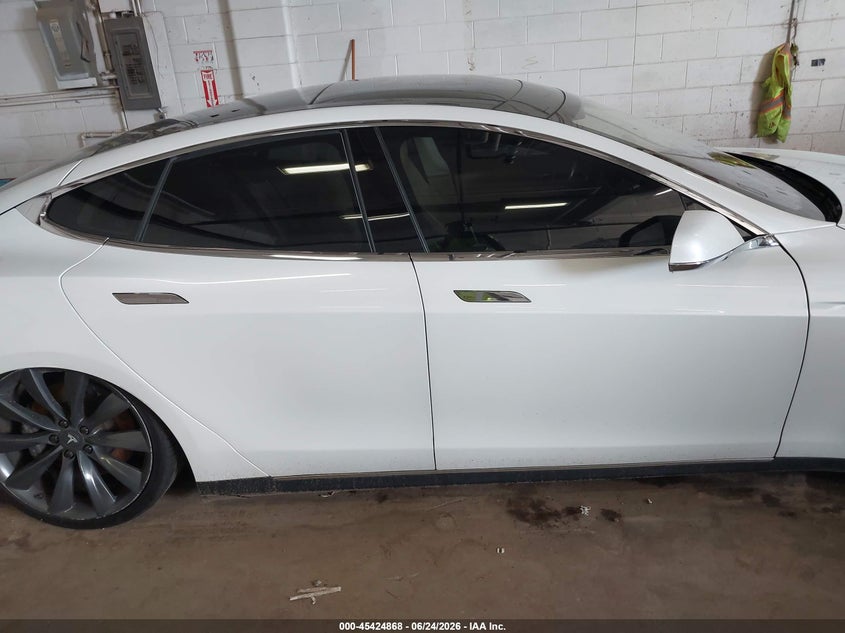 AtlanticExpress - Tesla Model S