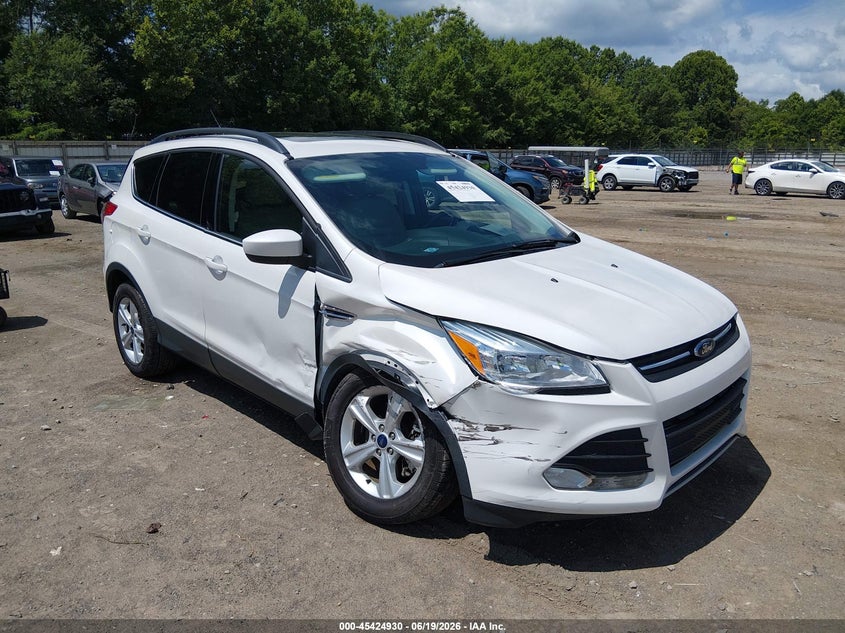 2015 FORD ESCAPE SE