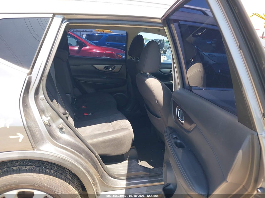 2016 NISSAN ROGUE auction photo 8