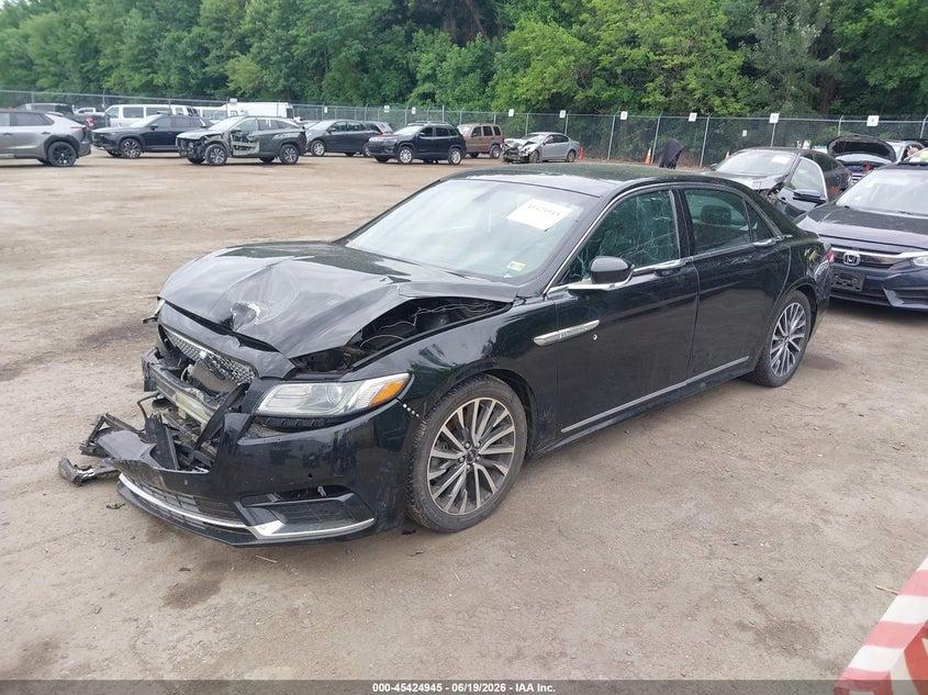 Vin: 1ln6l9sk9h5609537, lot: 45923000, lincoln continental select 20172