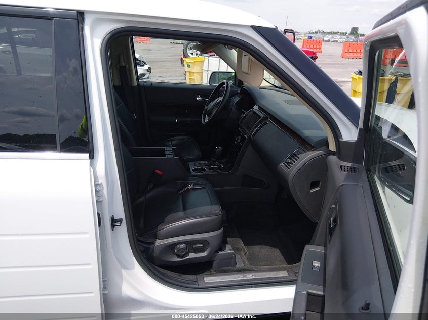 2017 FORD FLEX auction photo 5
