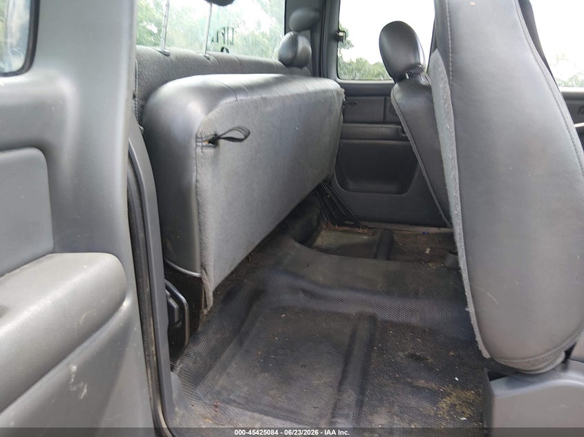 2005 CHEVROLET SILVERADO 1500 auction photo 8