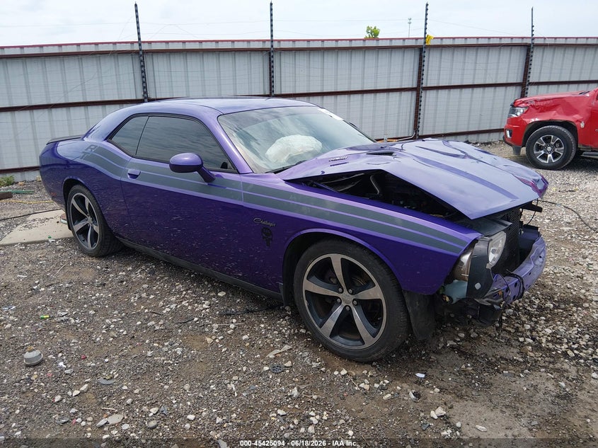 Vin: 2c3cdybt6dh708721, lot: 45923149, dodge challenger r/t classic 2013 img_1