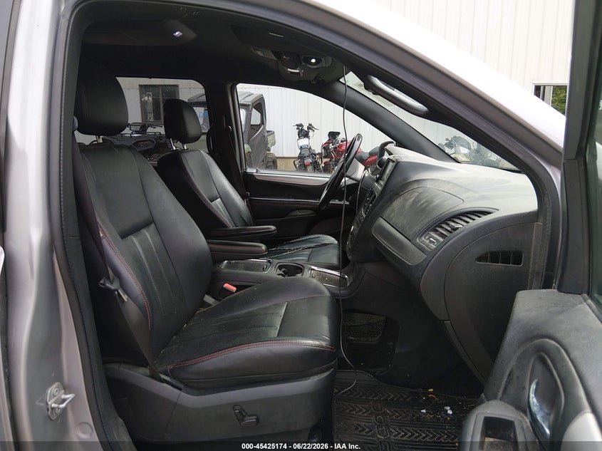 2017 DODGE GRAND CARAVAN auction photo 5