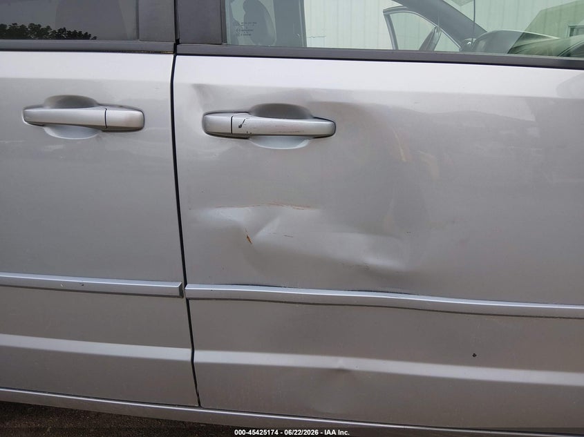2017 DODGE GRAND CARAVAN auction photo 6