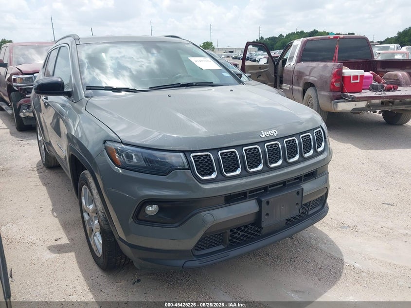 Vin: 3c4njdfn8pt524264, lot: 45923280, jeep compass latitude lux fwd 2023 img_1
