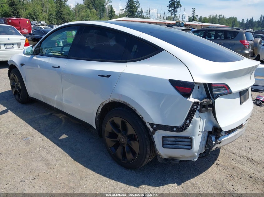 2020 TESLA MODEL Y auction photo 3