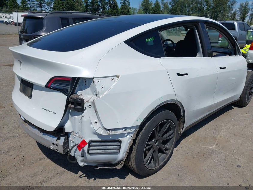 2020 TESLA MODEL Y auction photo 4